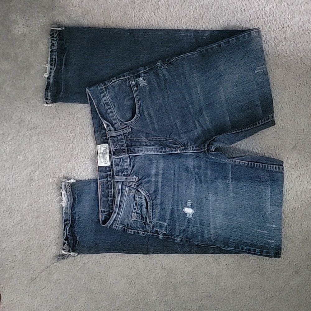 Aeropstale straight leg 29x32 jean